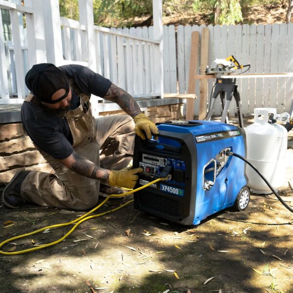 DuroMax 4500-Watt Inverter Generator 4